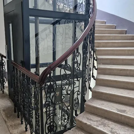 아파트 Eden Penthouse