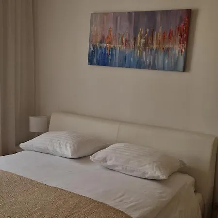 Апартаменты Eden Penthouse