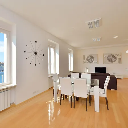 公寓 Eden Penthouse 扎达尔