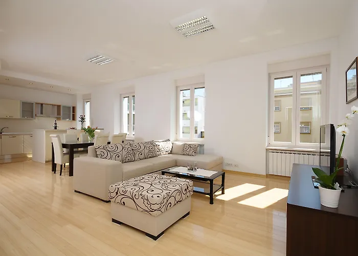 Eden Penthouse 公寓