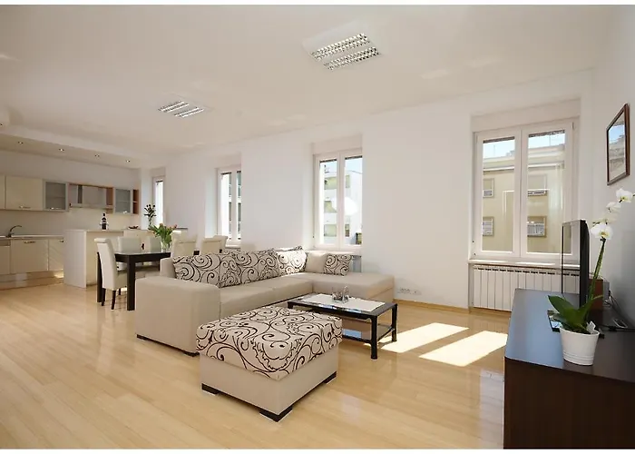 Eden Penthouse דירה